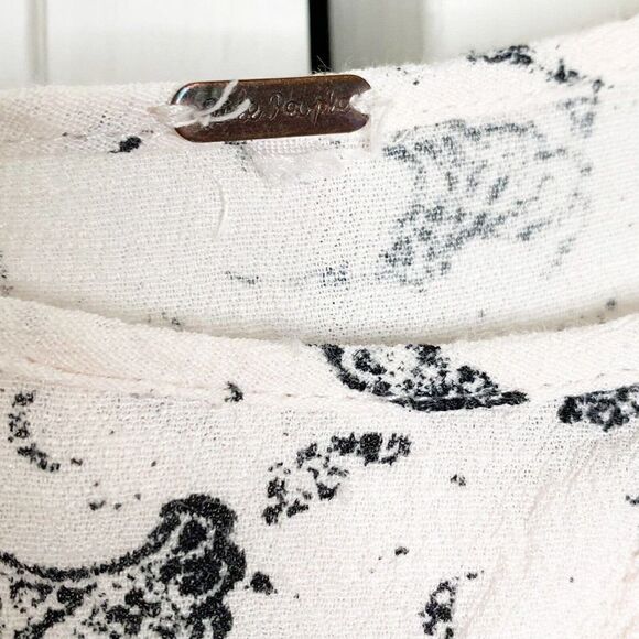 Free People Top Women’s White Black Look Through Keyhole Sleeveless Tank Small - Picture 5 of 11